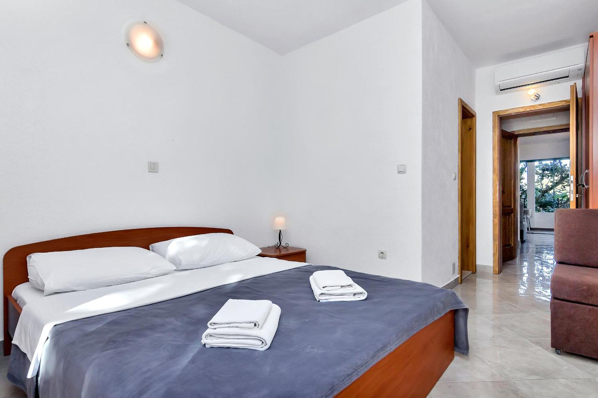 Apartmani Nikola Zastražišće Εξωτερικό φωτογραφία